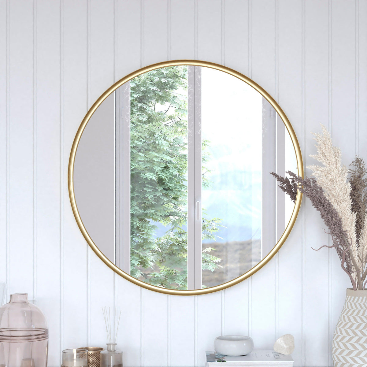 Gold,30" Round |#| 30" Round Accent Wall Mirror with Silver Backed Glass and Gold Metal Frame