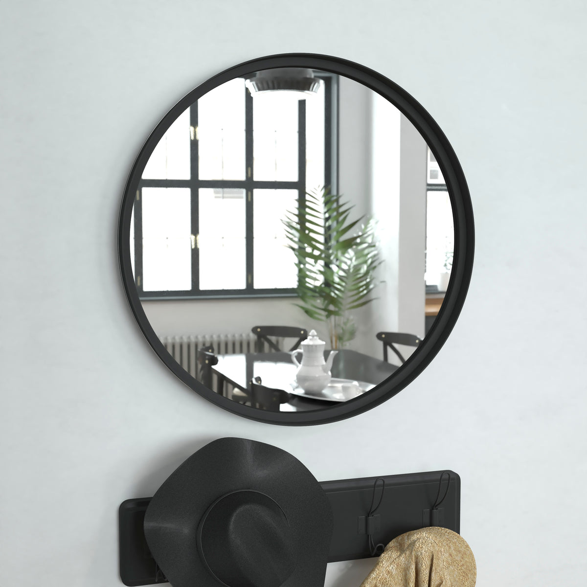 Black,24" Round |#| 24" Round Accent Wall Mirror with Silver Backed Glass and Black Metal Frame