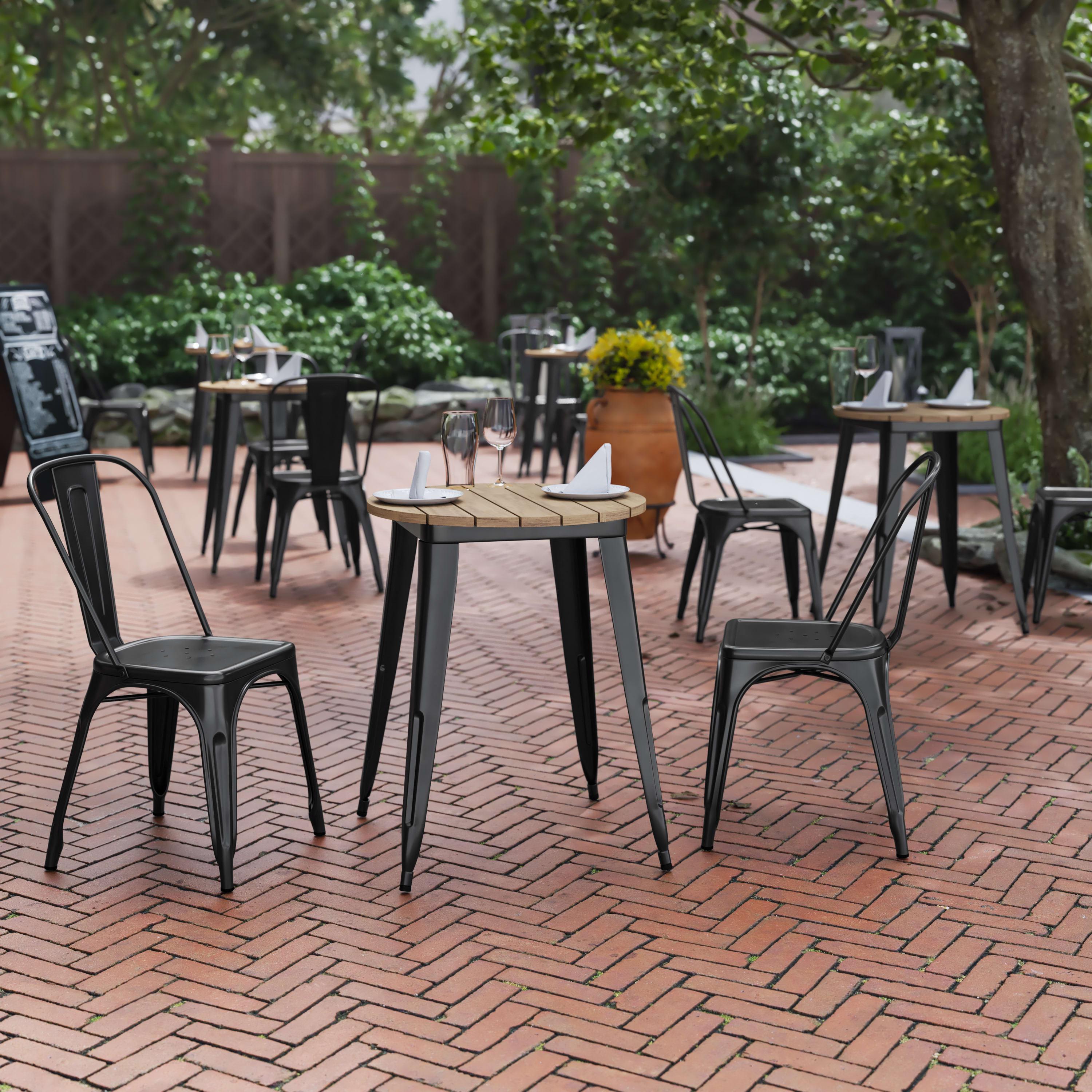 Round resin outdoor dining table deals