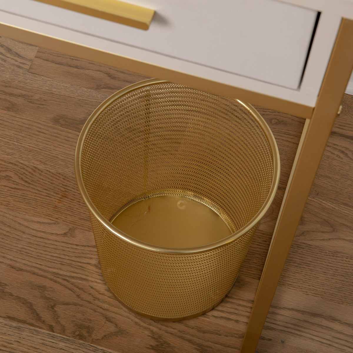 Premium 4.5 Gallon Mesh Metal Wastebasket in Gold