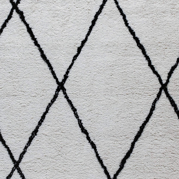 Ivory/Black,8' x 10' |#| 8' x 10' Ivory and Black Diamond Trellis Modern Shag Area Rug