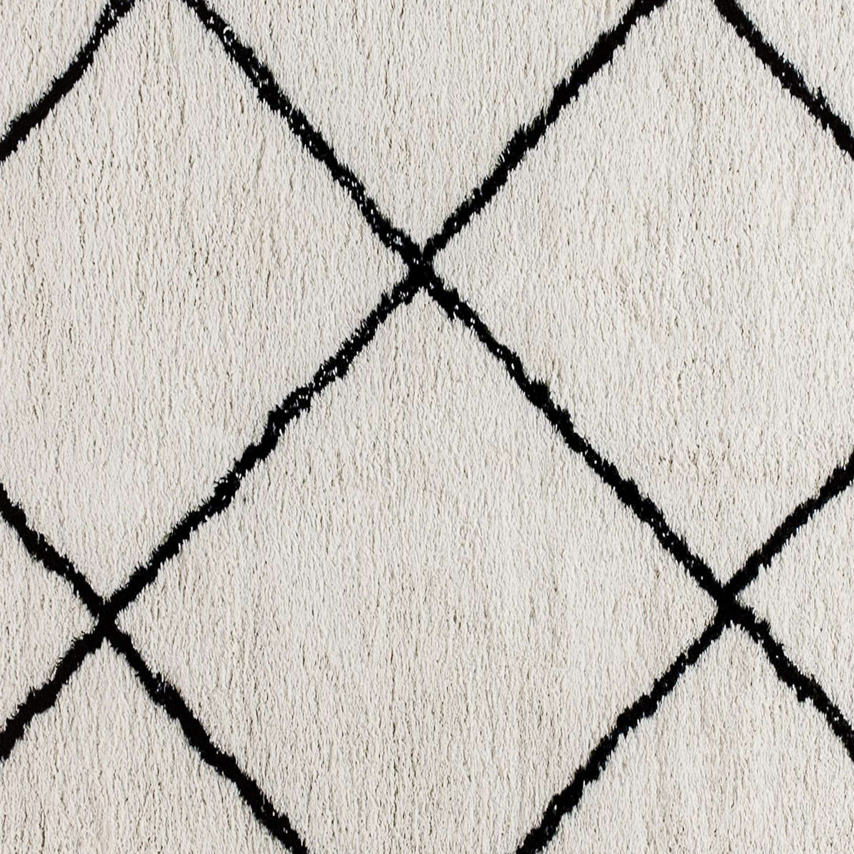 Ivory/Black,8' x 10' |#| 8' x 10' Ivory and Black Diamond Trellis Modern Shag Area Rug